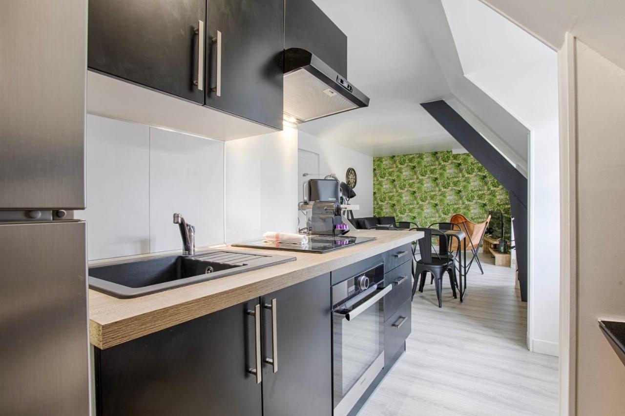 Апартаменты La Casa Centra Charm At Falaise'S Downtown Фалез Экстерьер фото